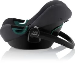 Britax Römer Baby Safe 3 I-Size Inkl. Flex Base ISense BR Midnight Grey 11 Britax Römer Baby Safe 3 I-Size Inkl. Flex Base ISense BR Midnight Grey -Britax Römer 51894 3 23070184 3